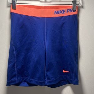 NIKE PRO Biker Shorts 7” | size M